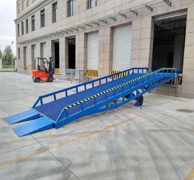 滨州移动式登车桥装卸